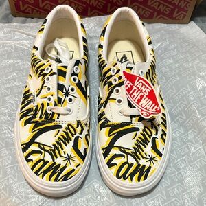 Vans Graphic Low-Top Sneakers in White, Yellow & Black. FAMILY print